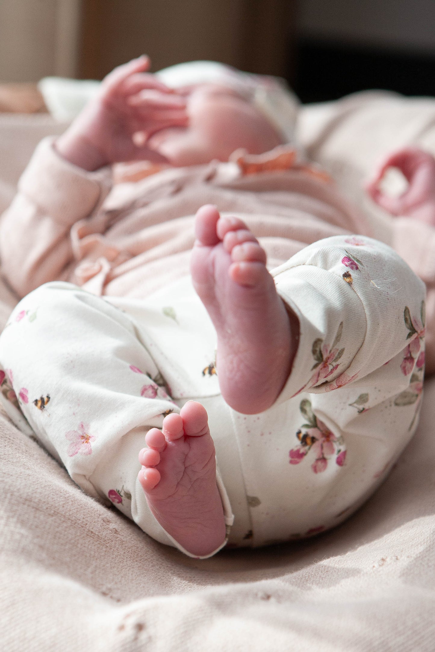 Broekje Little one flowers pink