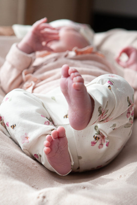 Broekje Little one flowers pink