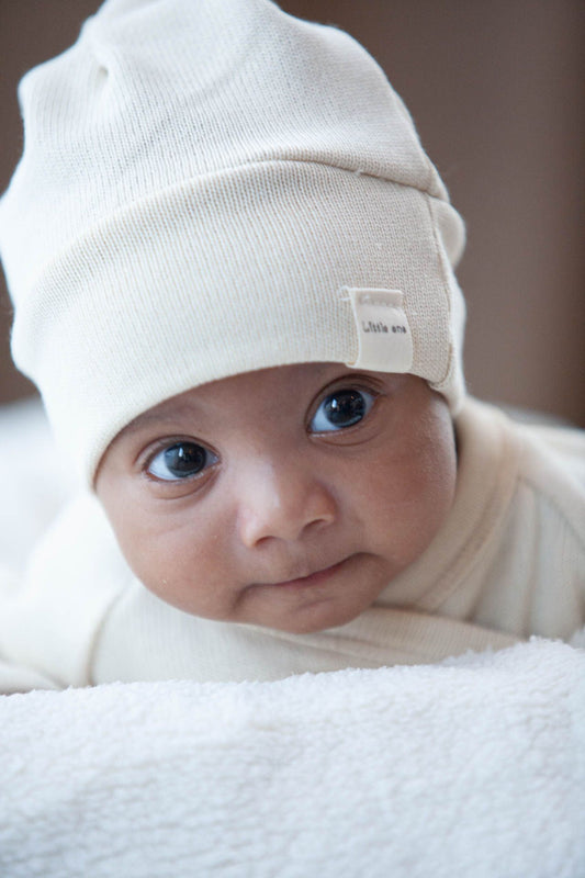 Mutsje gebreid katoen naturel