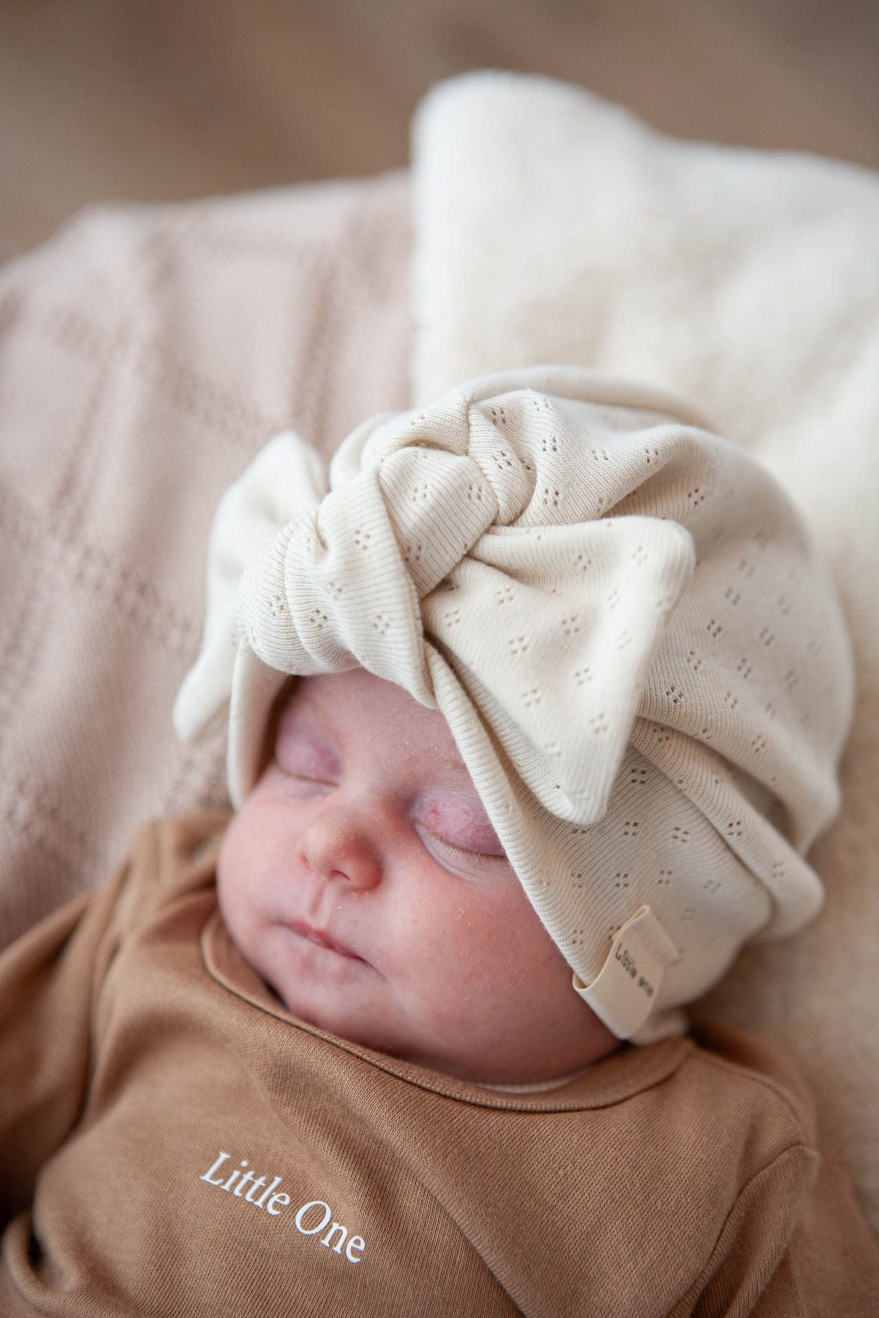 Turbanmütze durchbrochen beige natur