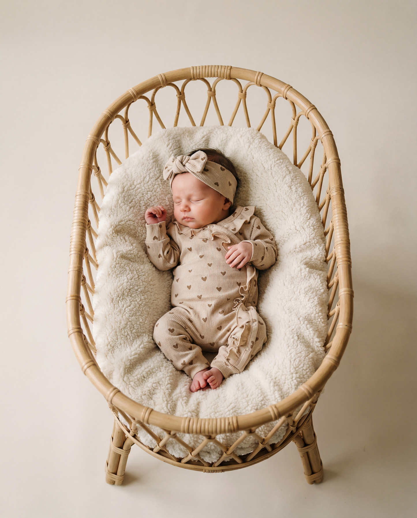 Baby romper with ribbed butterflies