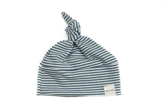 Mutsje blauw stripes