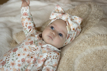 Turban hat peach flowers