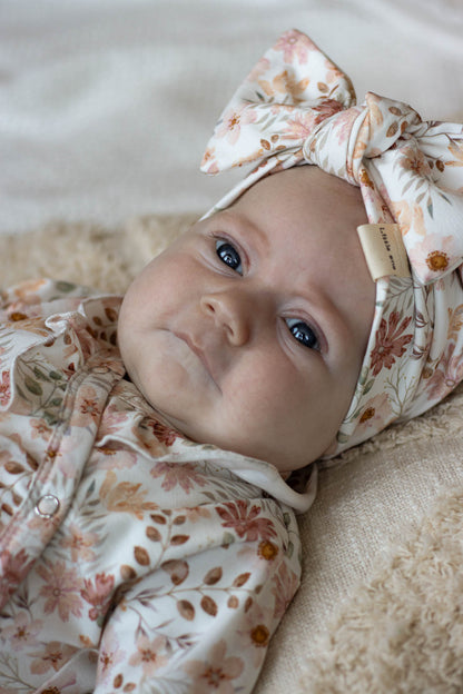 Turban hat peach flowers
