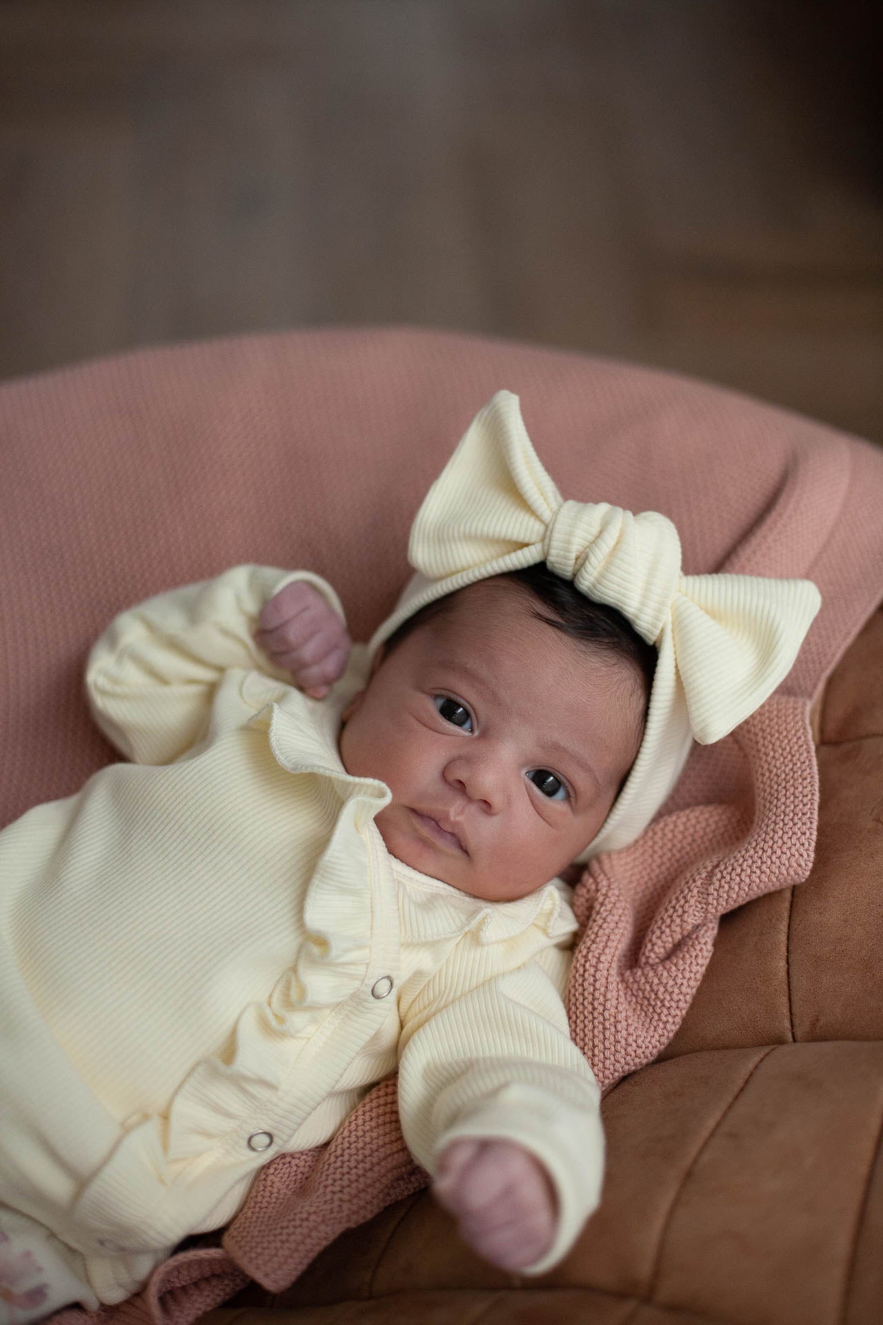 Haarbandje baby rib pasteel geel