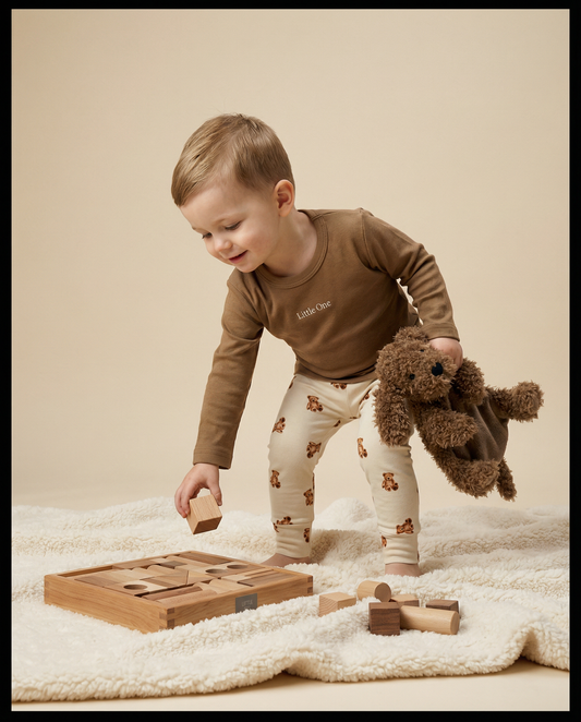 Holzklötze im Tablett - Spielzeug 30 Stück